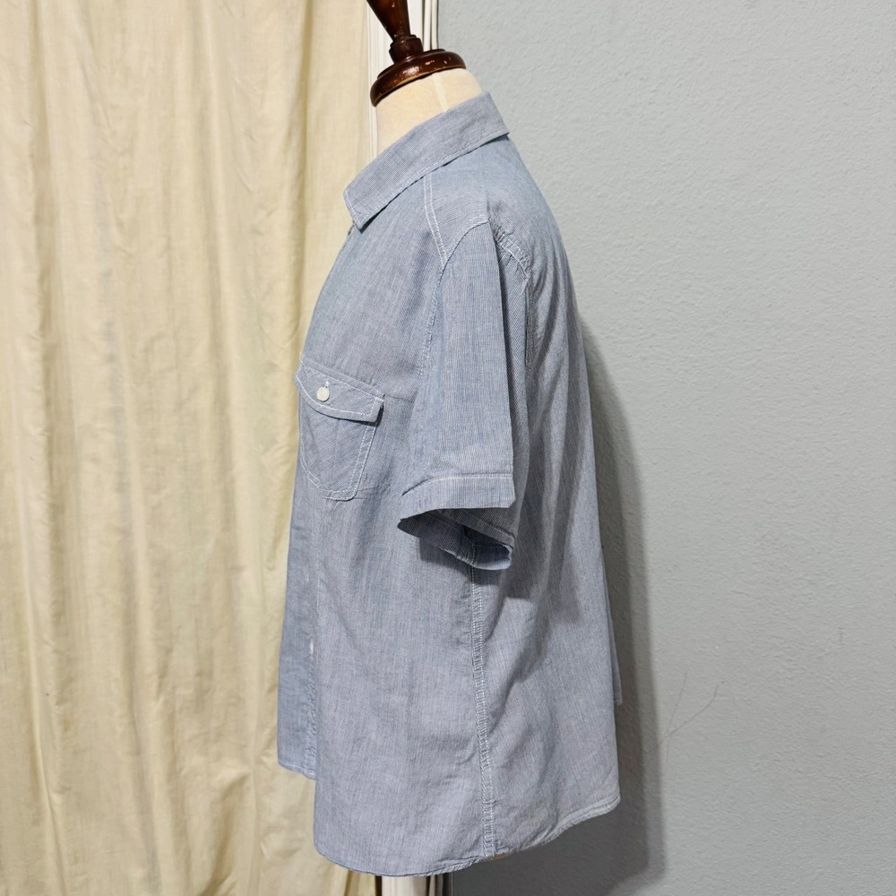 Faded‎ Glory Womens Blue Pinstripe 100% Cotton Short Sleeve Button Down Shirt XL - Picture 3 of 9